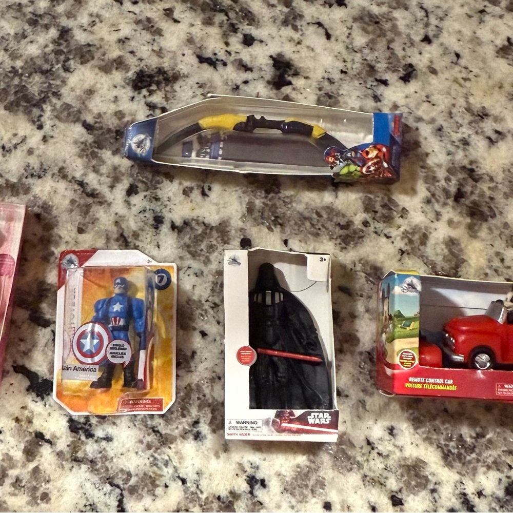 Mini figure bundle
